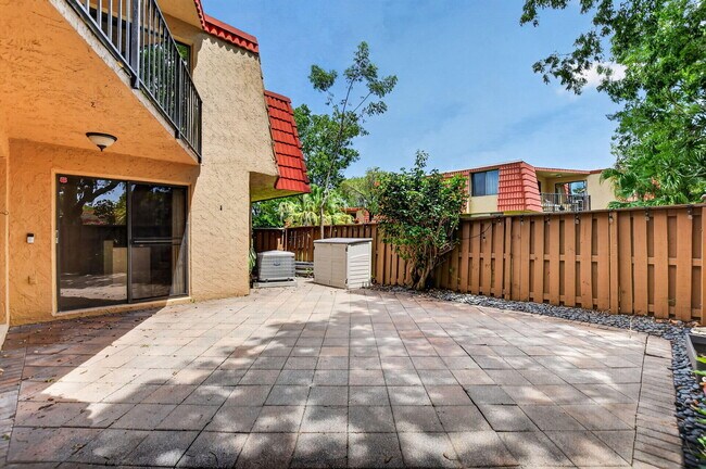 Photo - 8099 Severn Dr