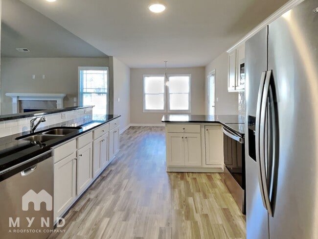 Photo - 31 Flip Flop Cir