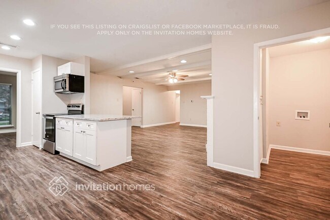 Photo - 2324 Lovell Dr