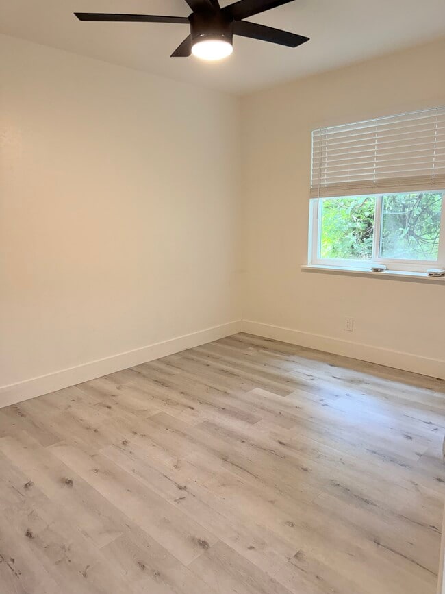 Riverside Apartments