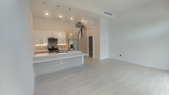 Photo - 813 NW 45th Terrace