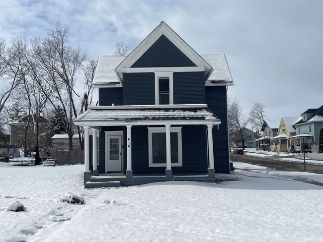 Building Photo - Beautiful 4 Bedroom 1 Bath House for Rent