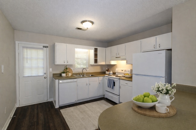 Photo - Harbor Crossing