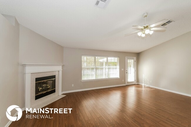 Photo - 10450 McGirts Creek Dr Casa