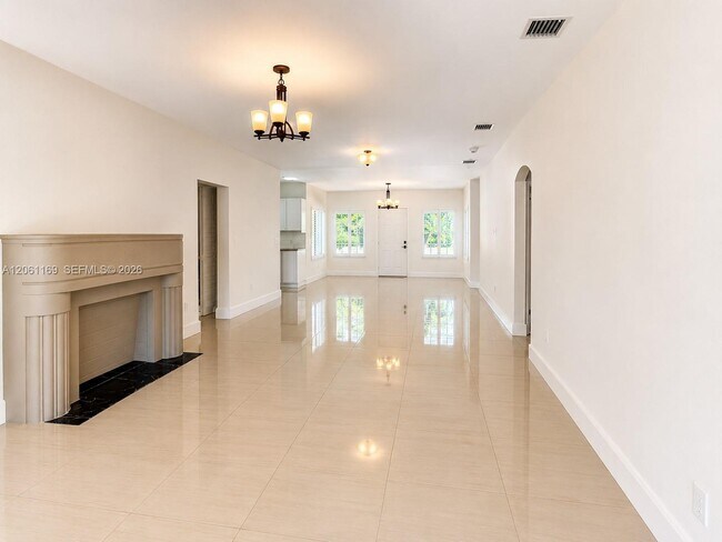 Photo - 61 NW 47th St