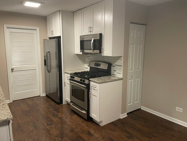 Photo - 140 Meadowbrook Ln