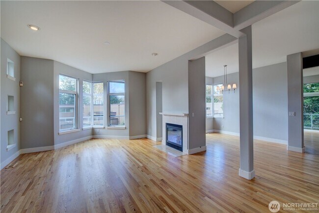 9425 110th Pl NE