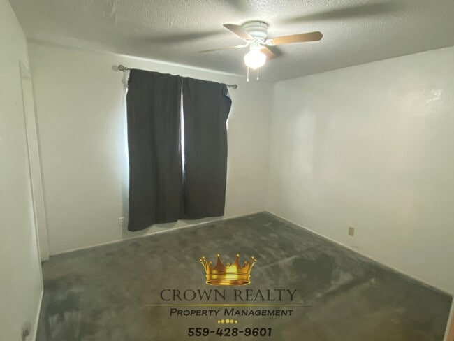 Photo - 1129 W Tulare Ave