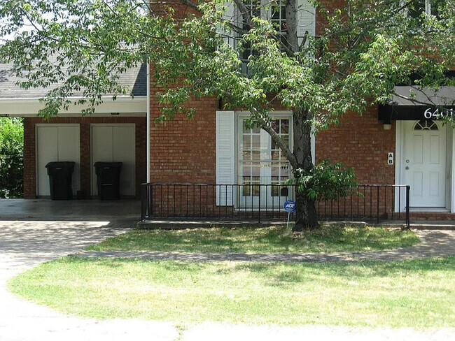 Building Photo - 6401 Sandpiper Dr Rental