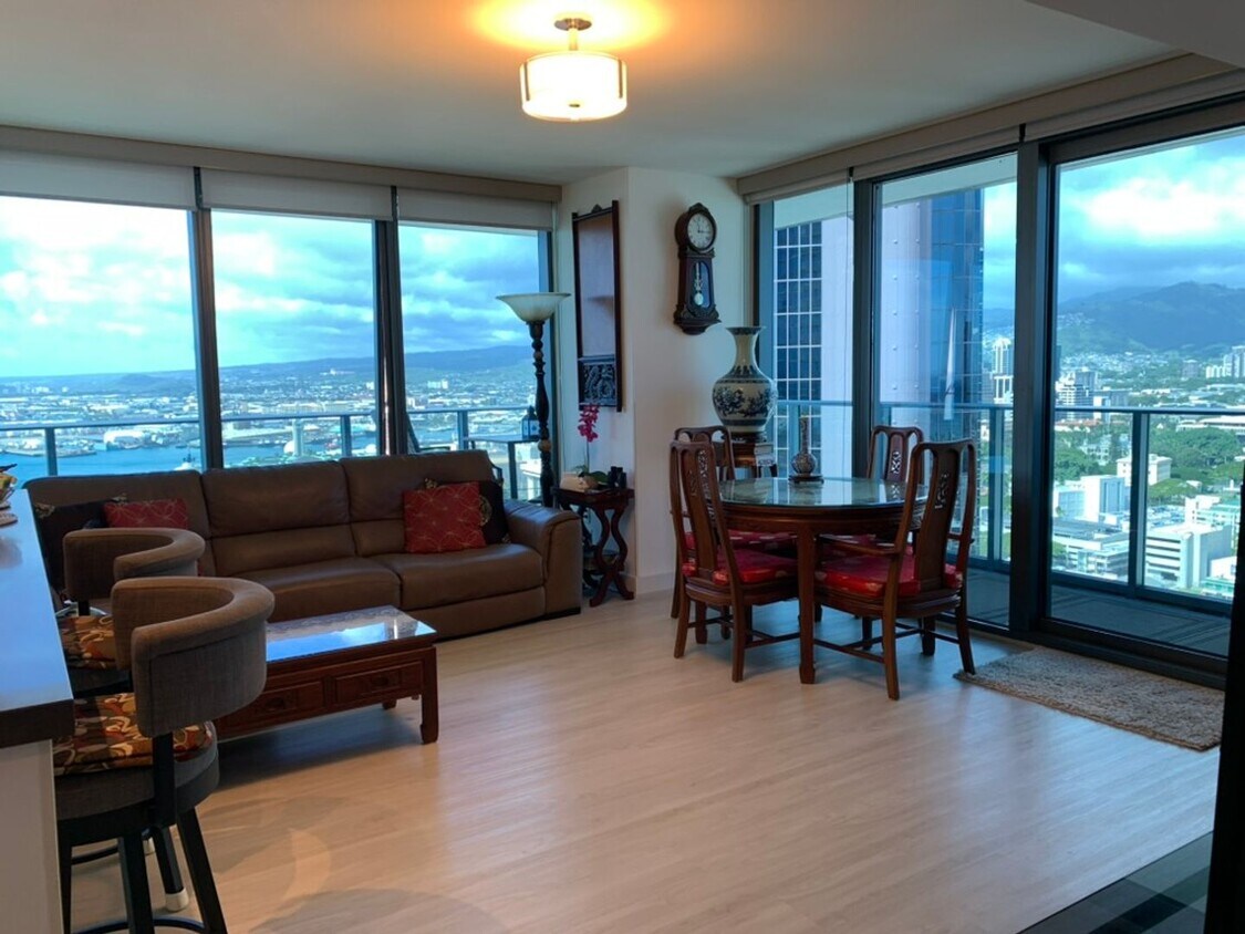 Fully Furnished 3 BR/2 BA/1 Parking on Hig... - Fully Furnished 3 BR/2 BA/1 Parking on Hig...