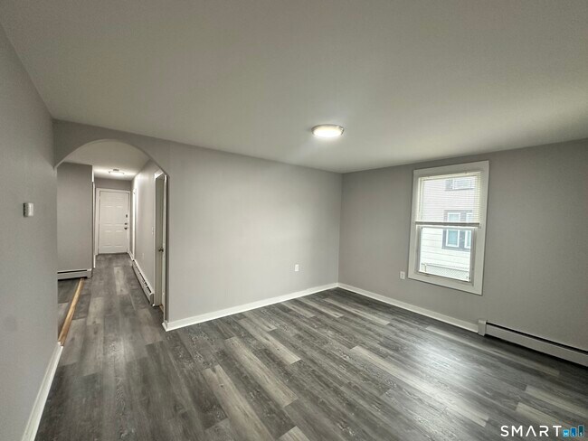 Photo - 82 W Coit St Unit 1