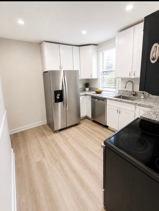 Photo - 2019 Northeast Ave Unit Floor 1