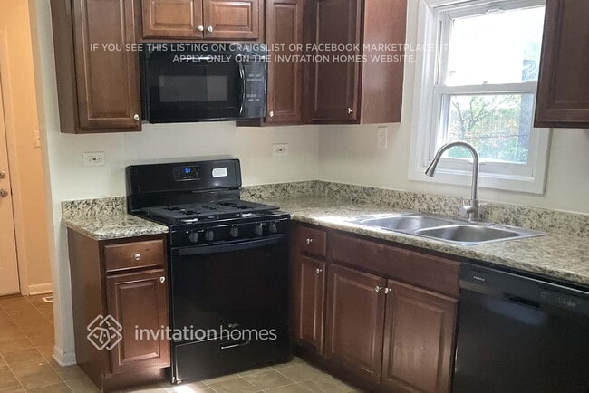 Photo - 937 Dartmouth Ave