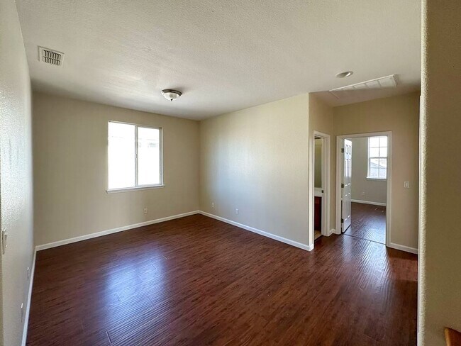 Photo - 9615 Harvest View Way