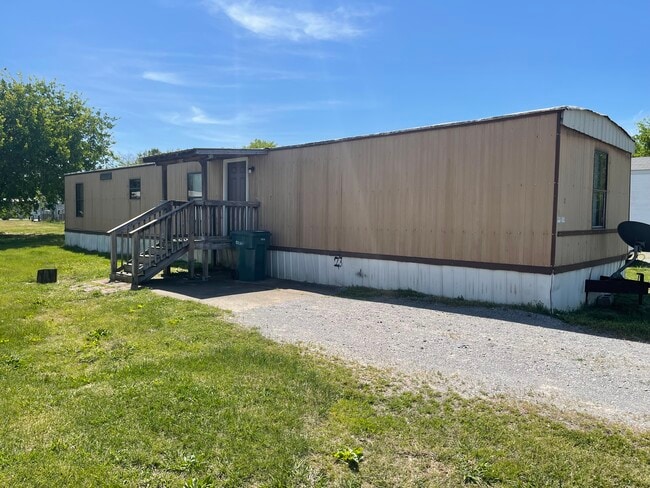 Building Photo - 607 Tater Peeler Rd Unit Lot23 Rental