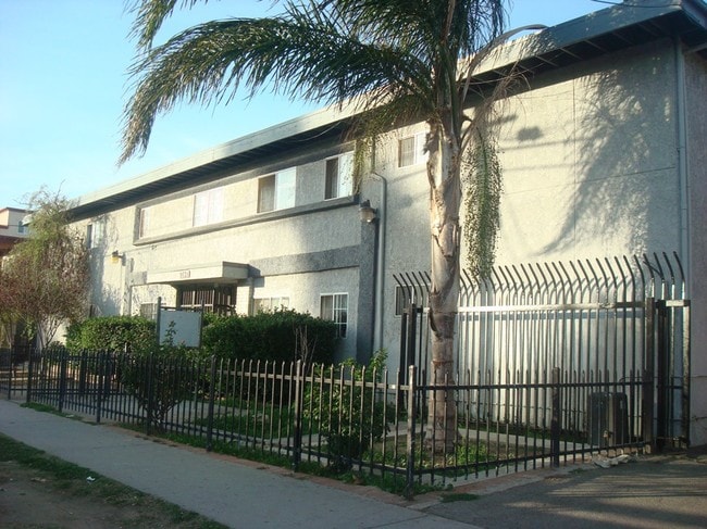 Photo - 9035 Orion Ave