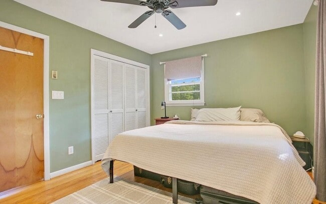 Photo - 607 Oakdale Dr