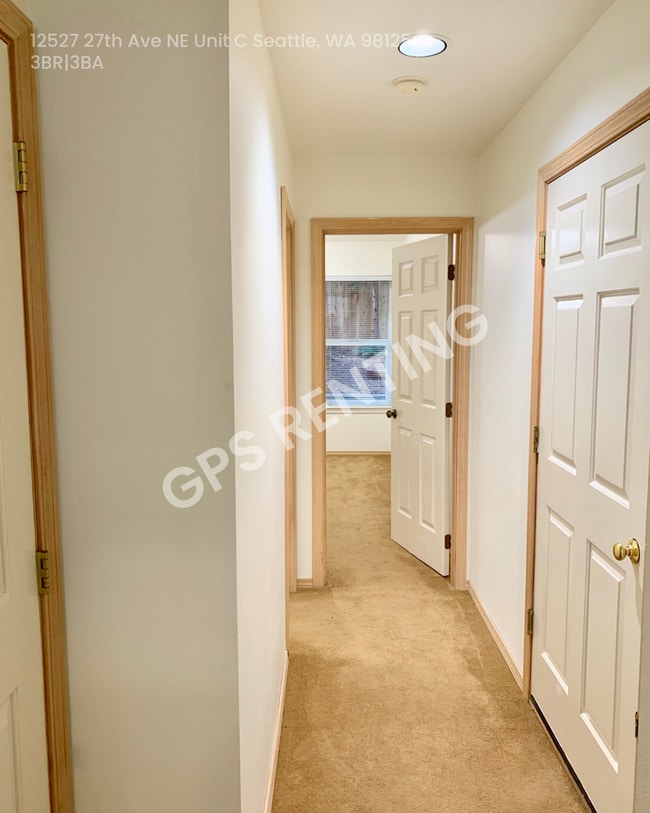 Photo - 12527 27th Ave NE
