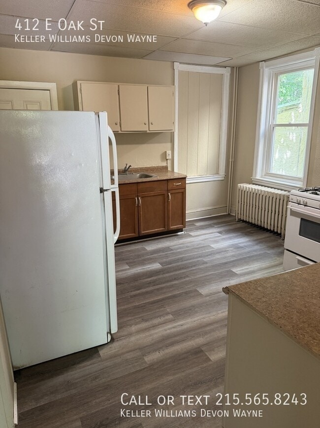 Photo - 412 E Oak St