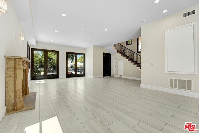 Photo - 1621 Franklin St Unit A