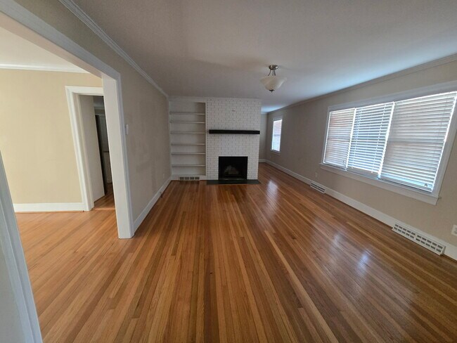 Photo - 1304 Stockton Rd