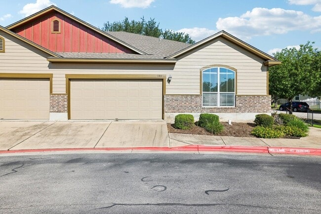 Photo - 711 Rolling Oak Dr Unit 100