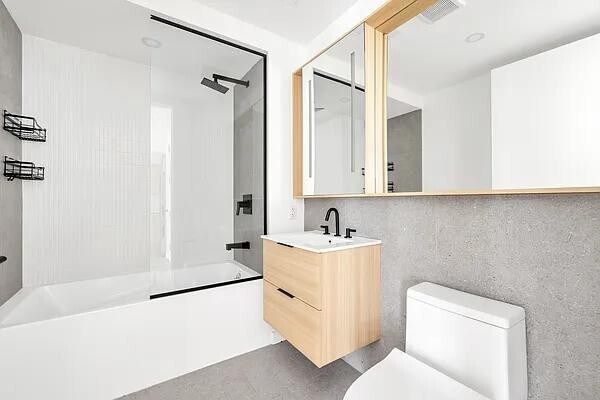 Photo - 1010 Pacific St Unidad 910