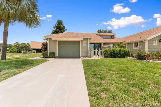 Building Photo - 1496 SE Colchester Cir
