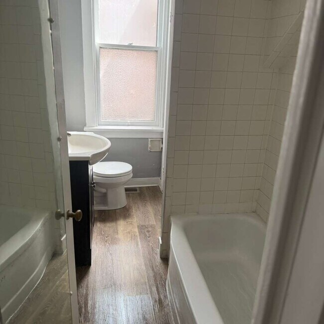 Photo - "Charming 1-Bedroom Duplex Oasis on Derry Street – Perfect Blend of Comfort and Convenience!"