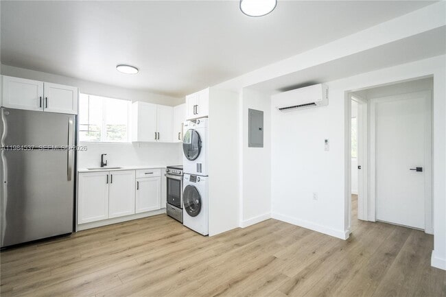 Photo - 1955 NW 2nd Ct Unit 201