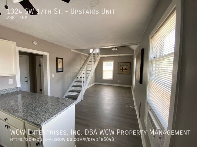 Photo - 1324 SW 17th St Unit Upstairs