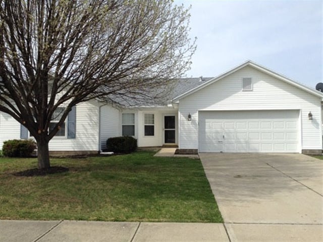 Building Photo - 1344 Crescent Ct