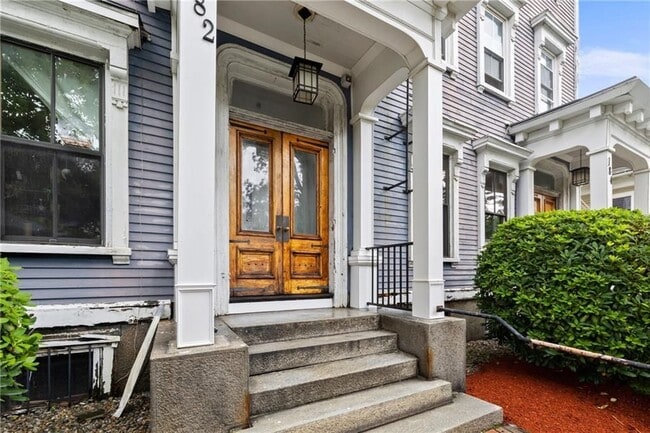 Photo - 182 Bowen St Unidad 11