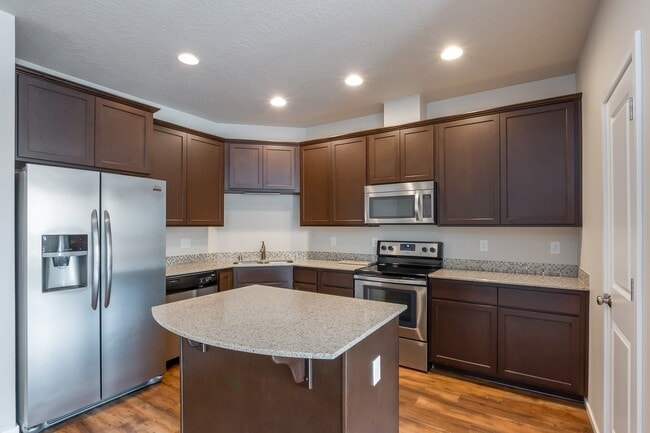 Photo - COMING SOON !! Kendall Yards, 3 Bedroom, 2.5 Bath Townhouse Now Available