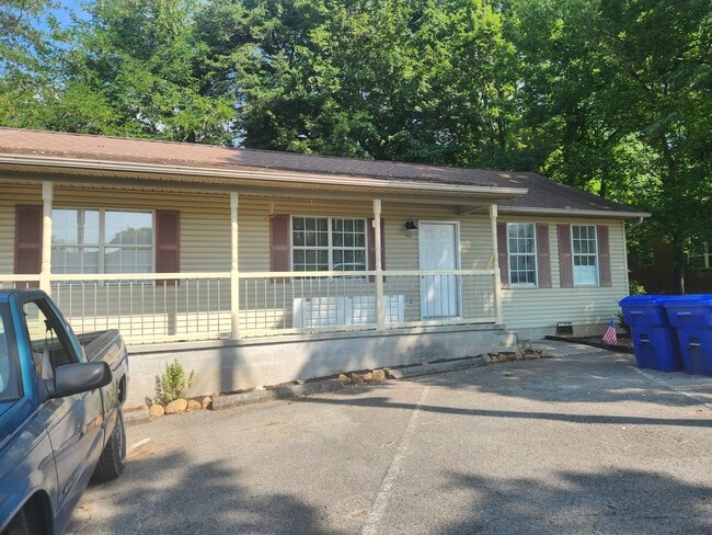 Photo - 790 Hill St Apartments Unit 790 hill street