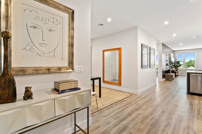 Photo - 6701 John F. Kennedy Blvd Unit 215