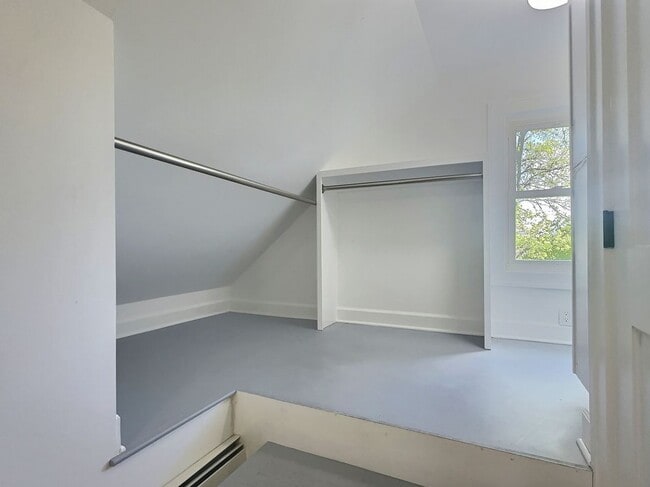 Photo - 41 Taff Ave Unit 3rd Floor
