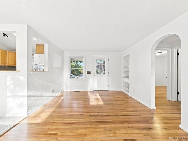 Photo - 1317 Zenobia St