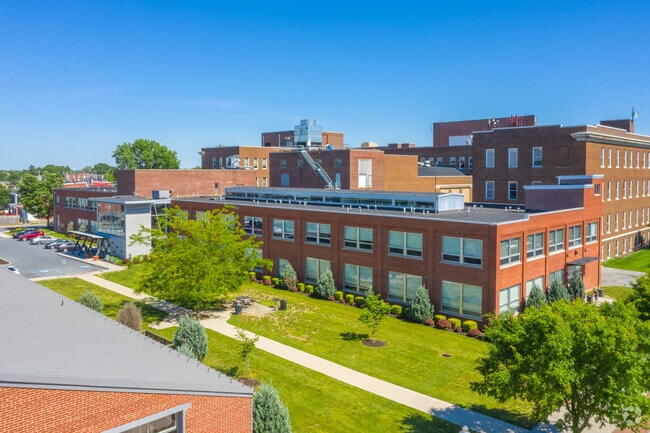 Lancaster Lofts Apartments