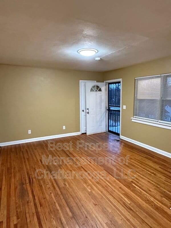 Photo - 3009 St Paul St