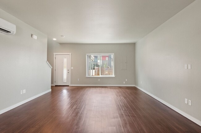 Felts Lane Town Homes