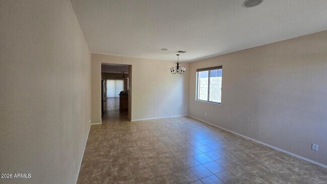 40720 N Trailhead Way