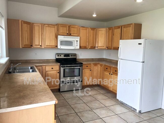 Photo - 2574 Robin Rd Unit 2576 West Robin Road