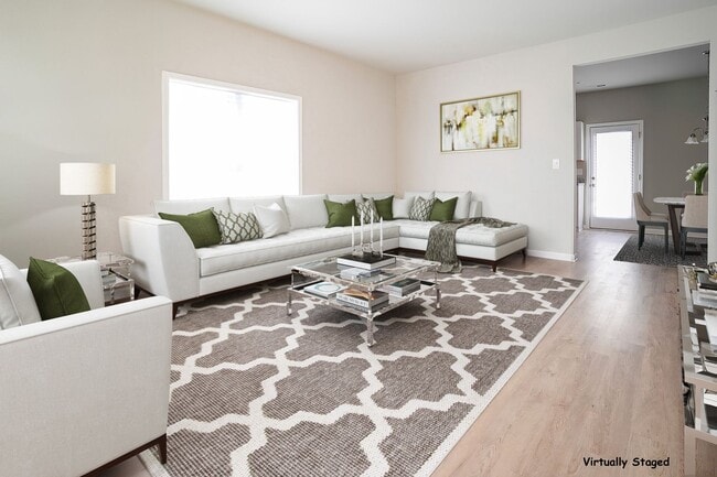 Photo - 2 Bedroom Townhome!