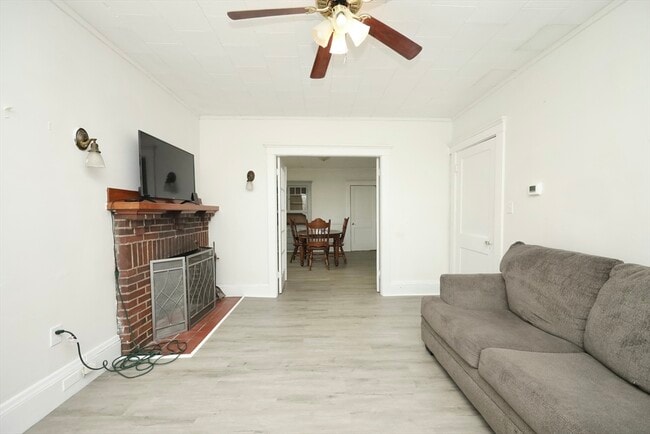 Photo - 63 Pinckney St Unit 1