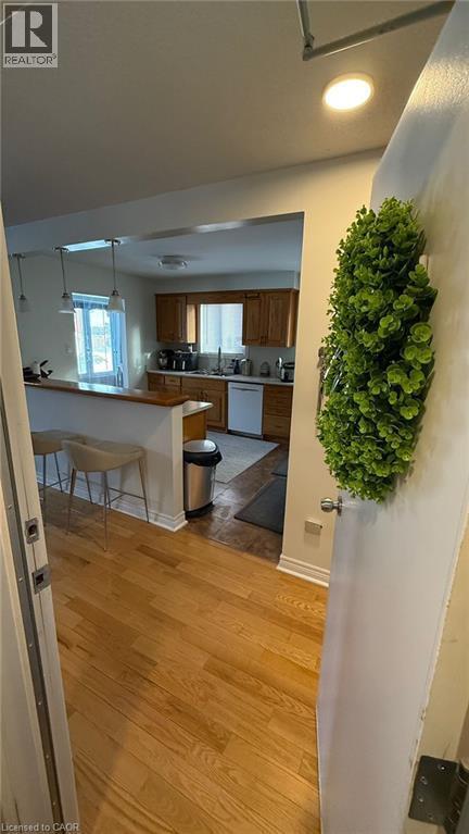 Photo - 9 Valerie Ct