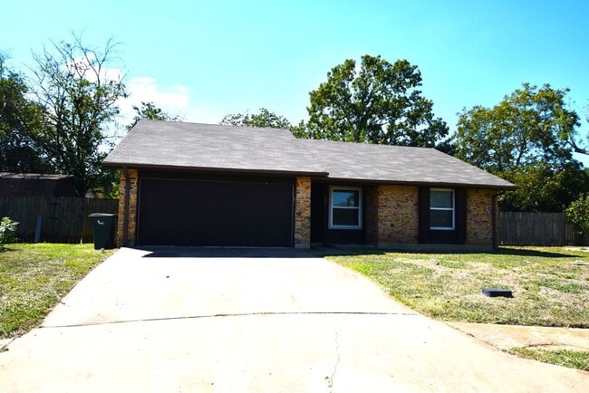 Building Photo - Cozy Brushy Creek 1 story - Cul-de-sac Lot