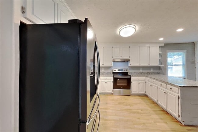 Photo - 2330 Hinton Rd