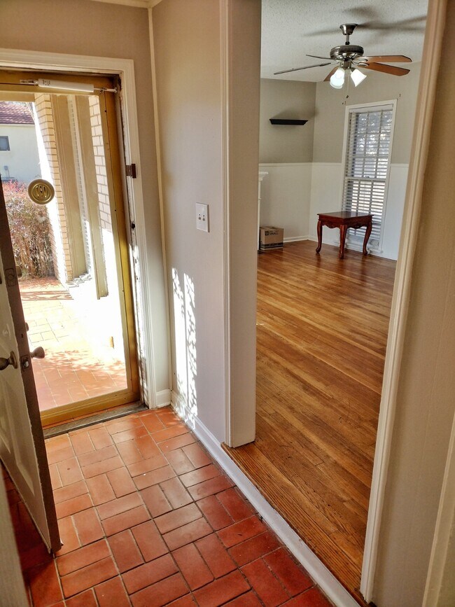 Photo - 2522 24th St