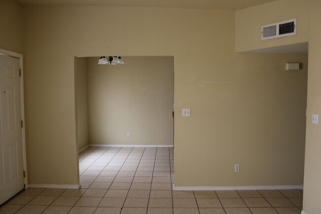 Photo - 8421 MERCURY